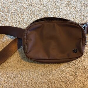 Lululemon lava cake everywhere belt bag